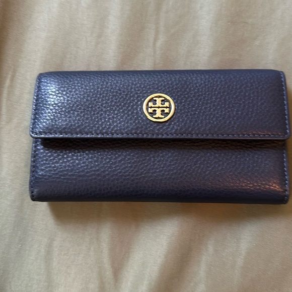 NWT- Tory Burch Landon Jewerly Roll - Picture 1 of 4